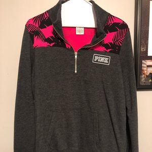 💓AUTHENTIC PINK FLORAL VS PULL OVER💓